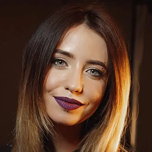 Фото виконавця DOROFEEVA