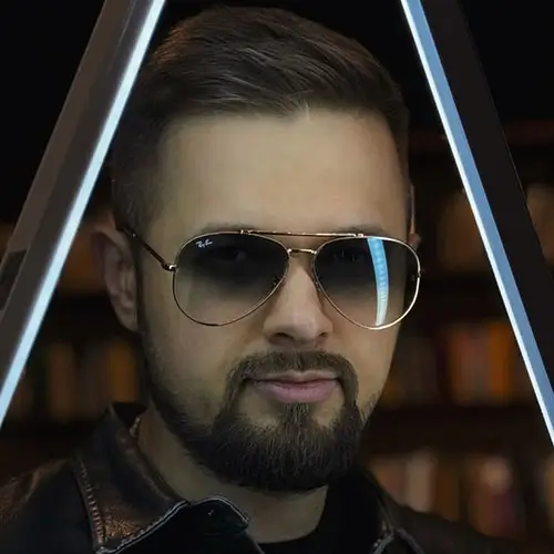 Фото виконавця EGOIST